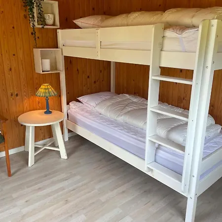 Cozy In Hune Near 別荘